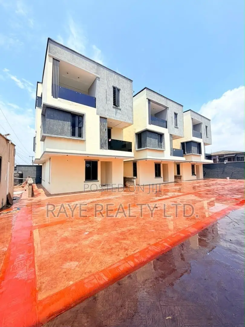 4bdrm Duplex in Ikeja for sale