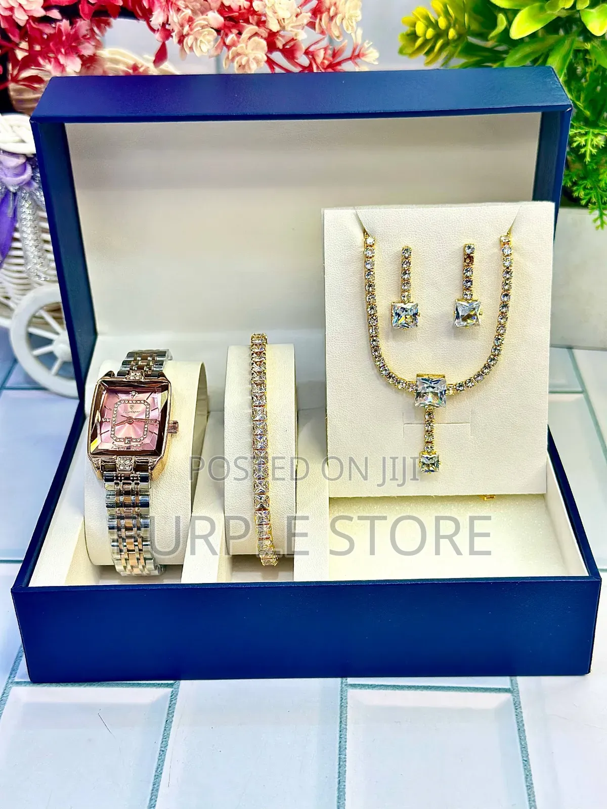 Poedagar Ladies Watch and Jewelry Set
