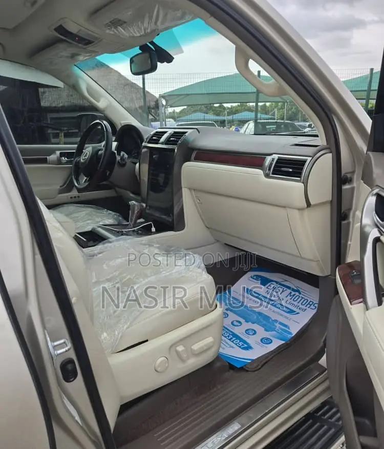 Lexus GX 2019 Gold