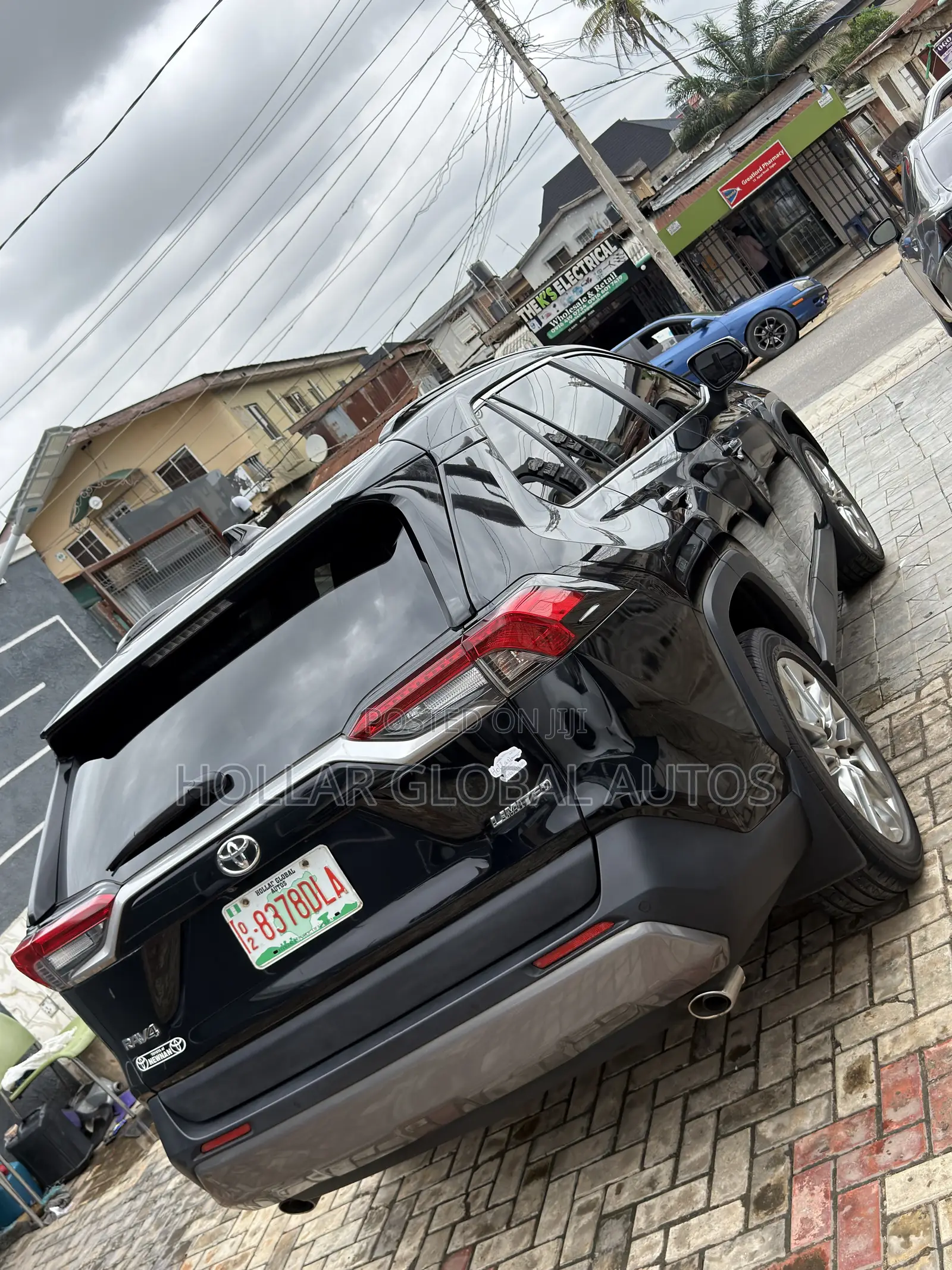 Toyota RAV4 Limited FWD 2019 Black