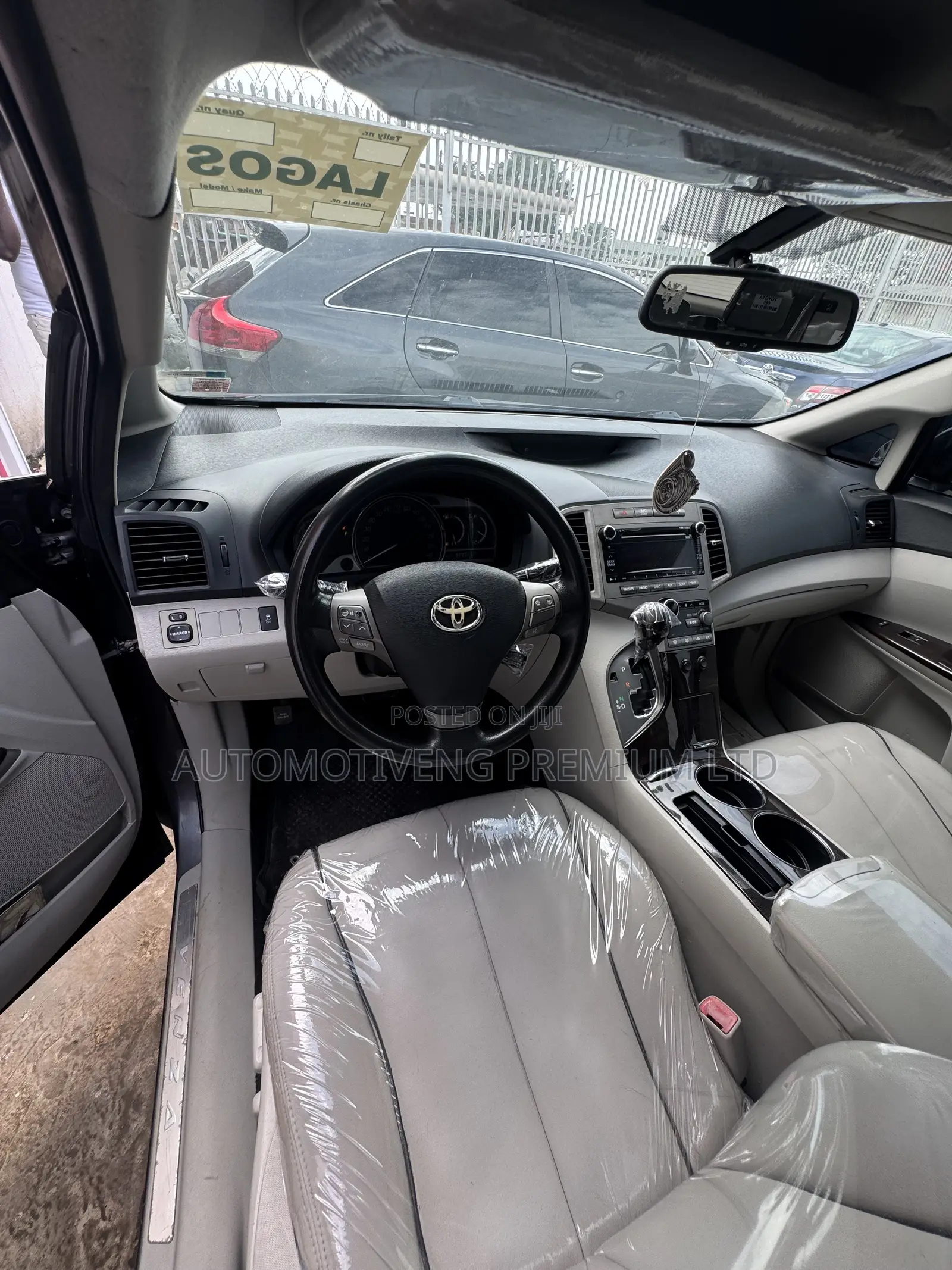 Toyota Venza V6 2010 Gray