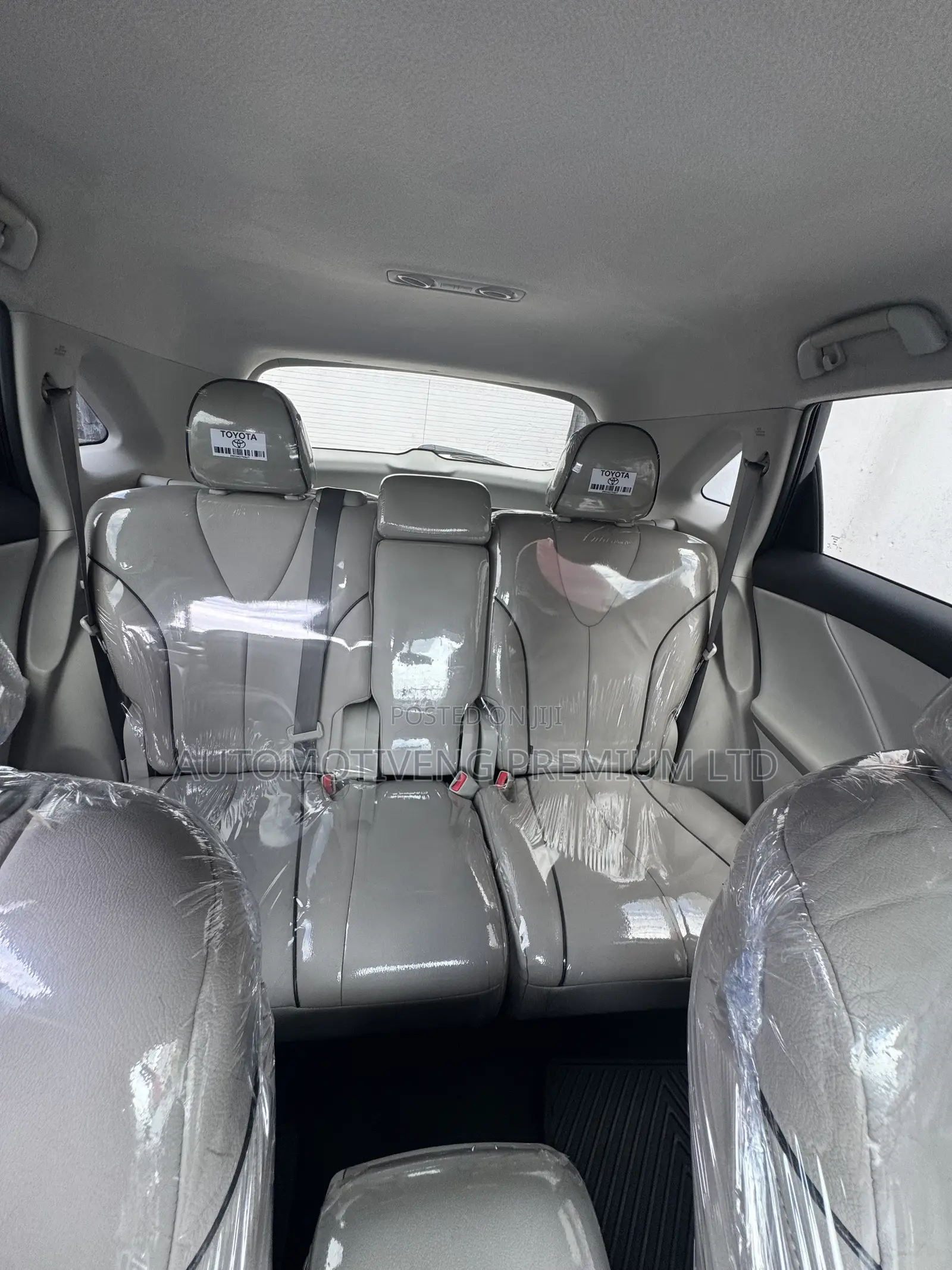 Toyota Venza V6 2010 Gray