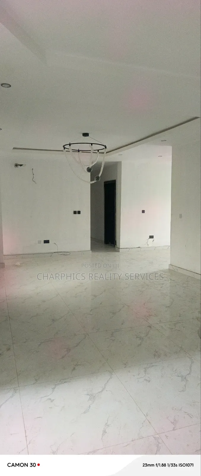 3bdrm Apartment in Ikeja GRA for sale