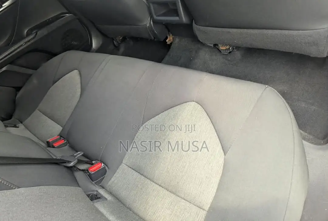 Toyota Camry 2018 Red