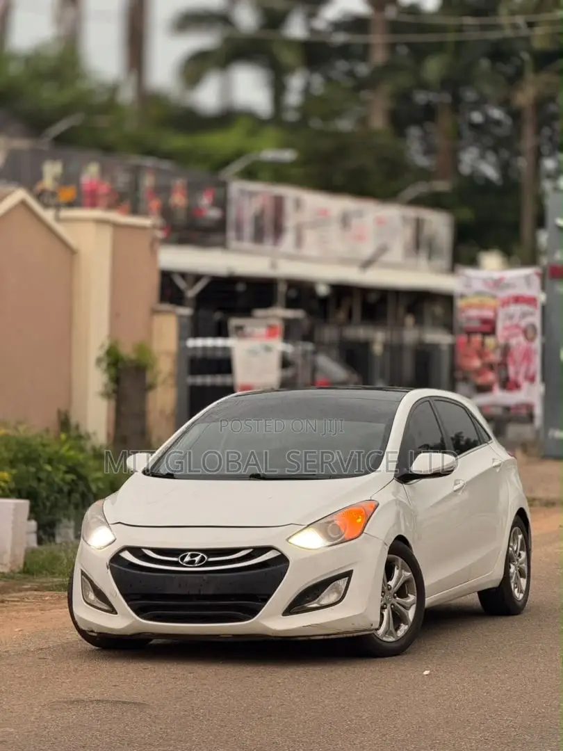 Hyundai Elantra GT 2013 White
