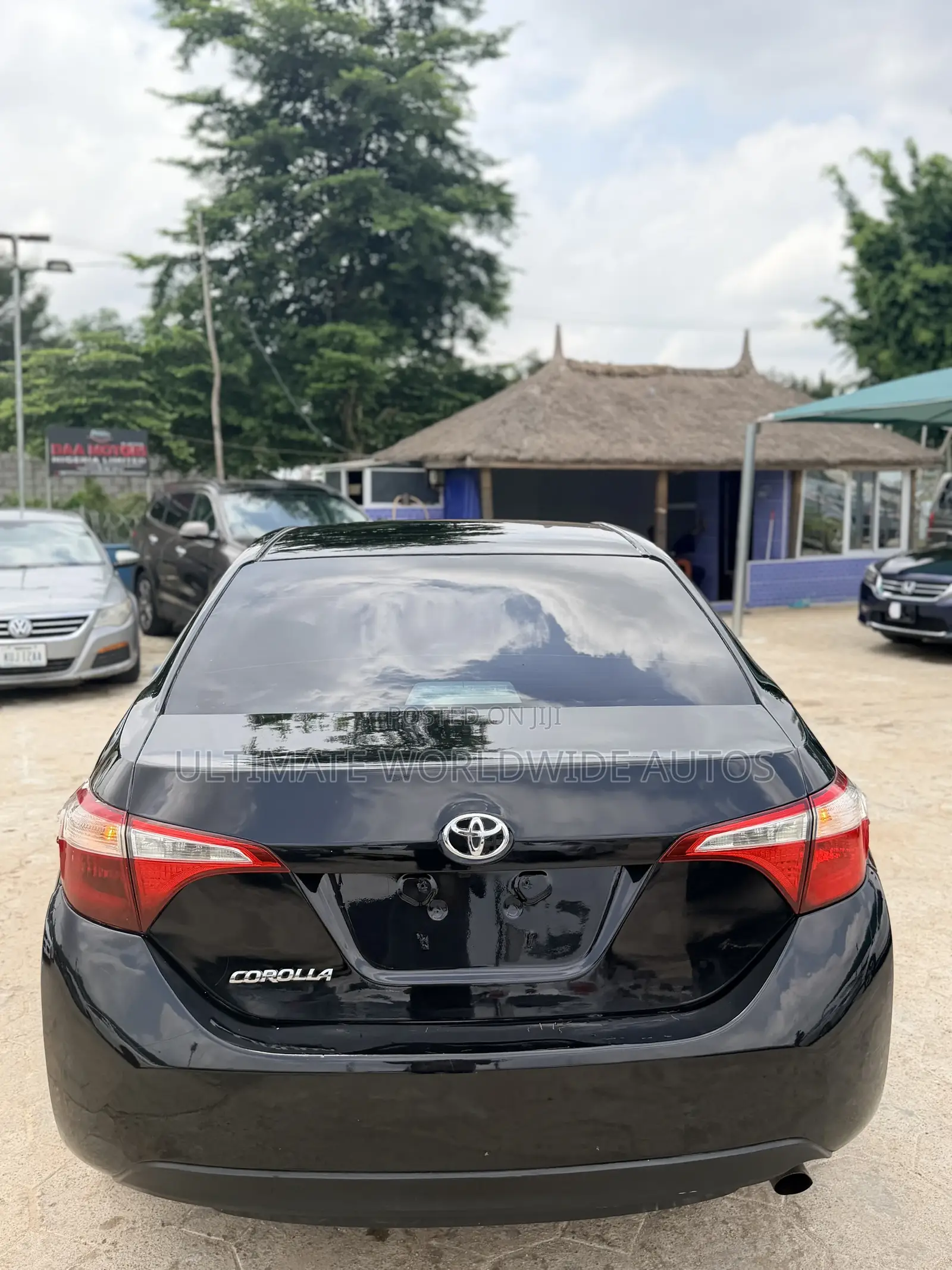Toyota Corolla LE ECO Premium (1.8L 4cyl CVT) 2016 Black