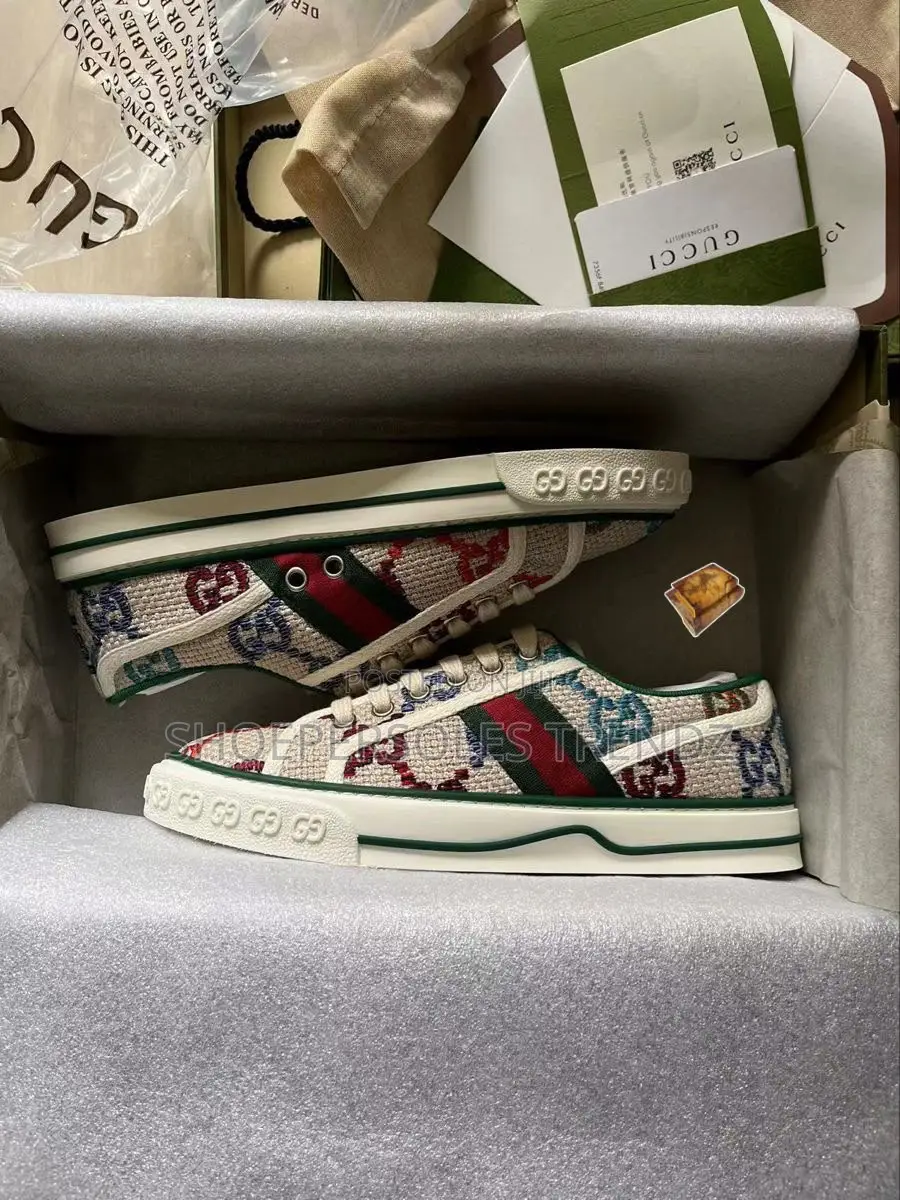 Gucci GG Tennis 1977 Low Top Sneakers | Classic Style
