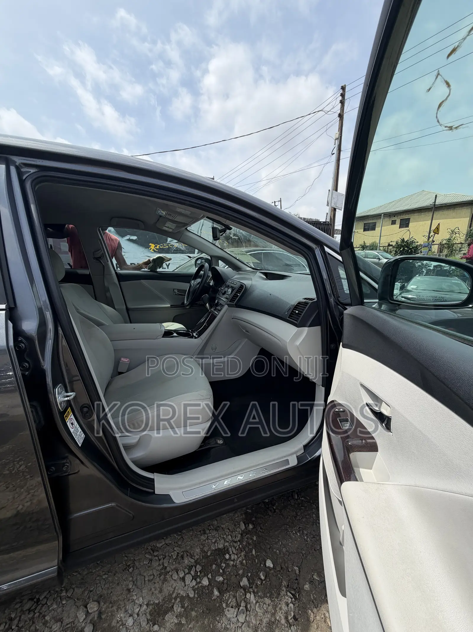 Toyota Venza LE 2010 Green