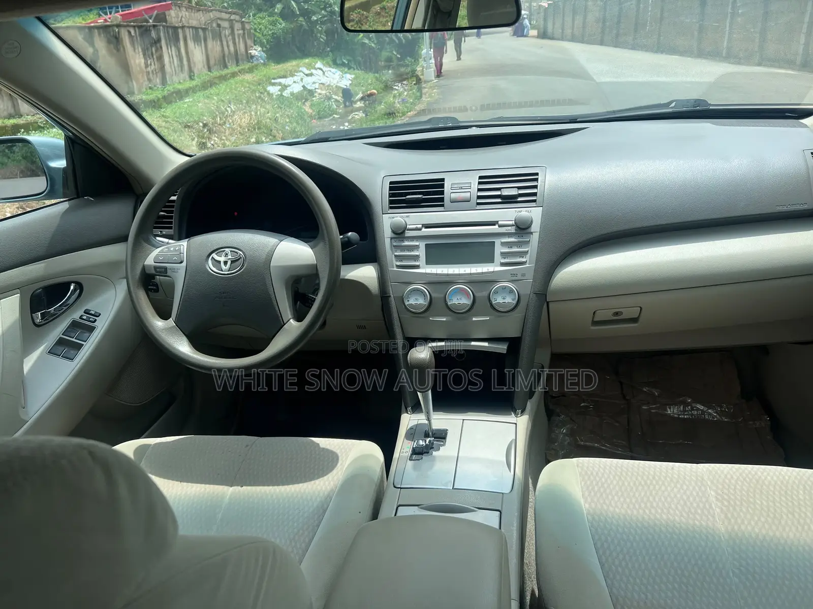 Toyota Camry LE 4dr Sedan (2.5L 4cyl 6A) 2011 Green