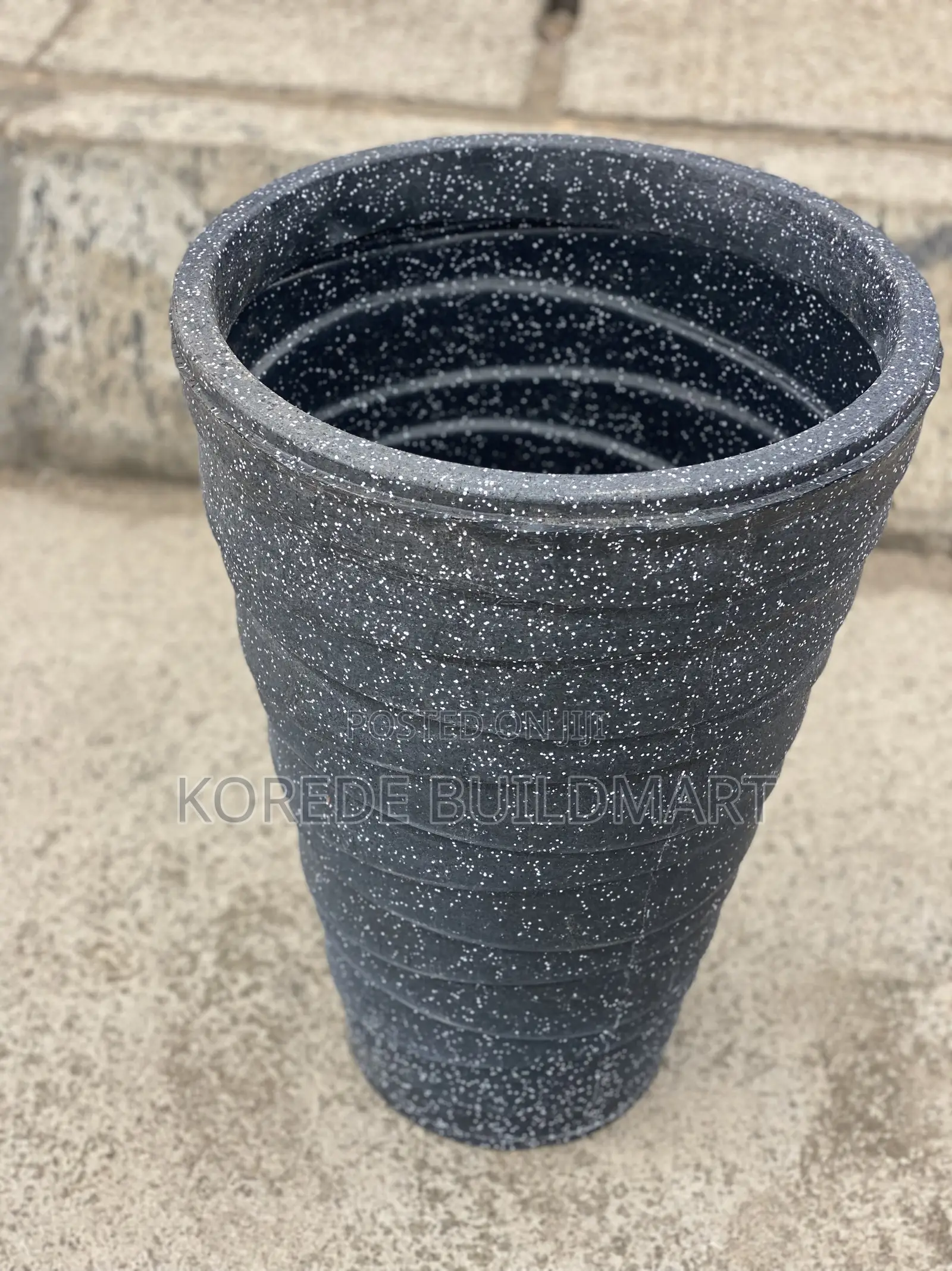 Stone Finish Flower Pot Big Size