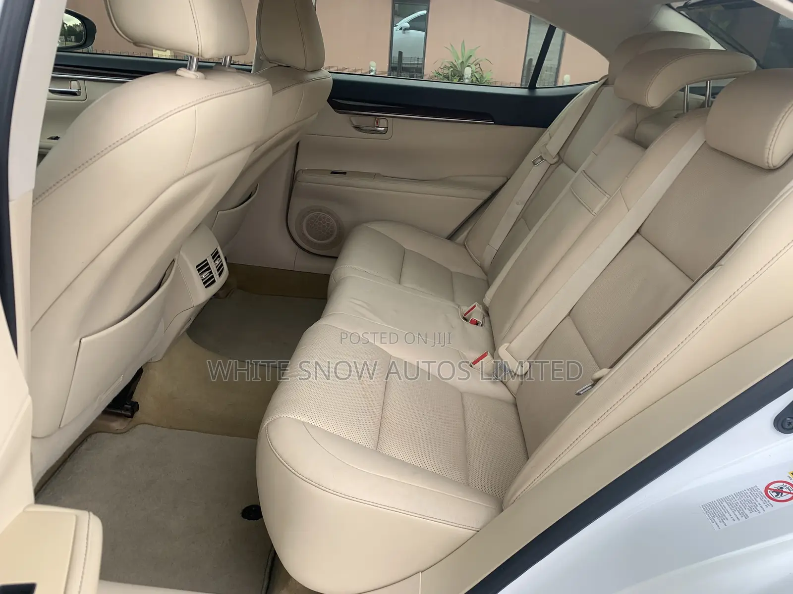 Lexus ES 350 FWD 2014 White