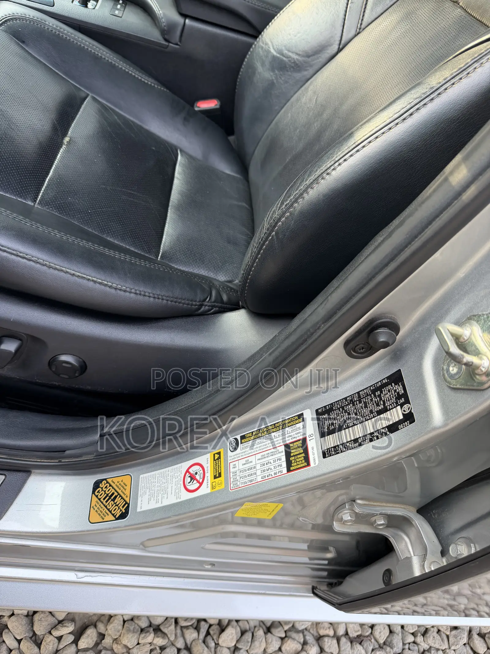 Toyota Avalon Limited 4dr Sedan (3.5L 6cyl 6A) 2015 Silver