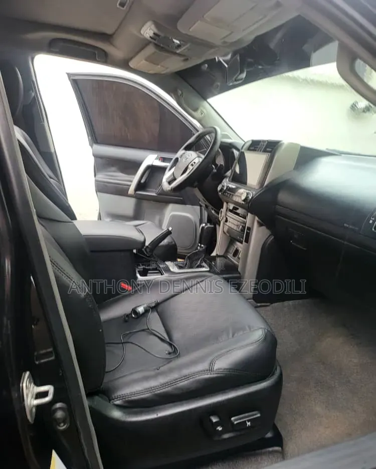 Toyota Land Cruiser Prado 4.0 Petrol TX-L 2011 Black