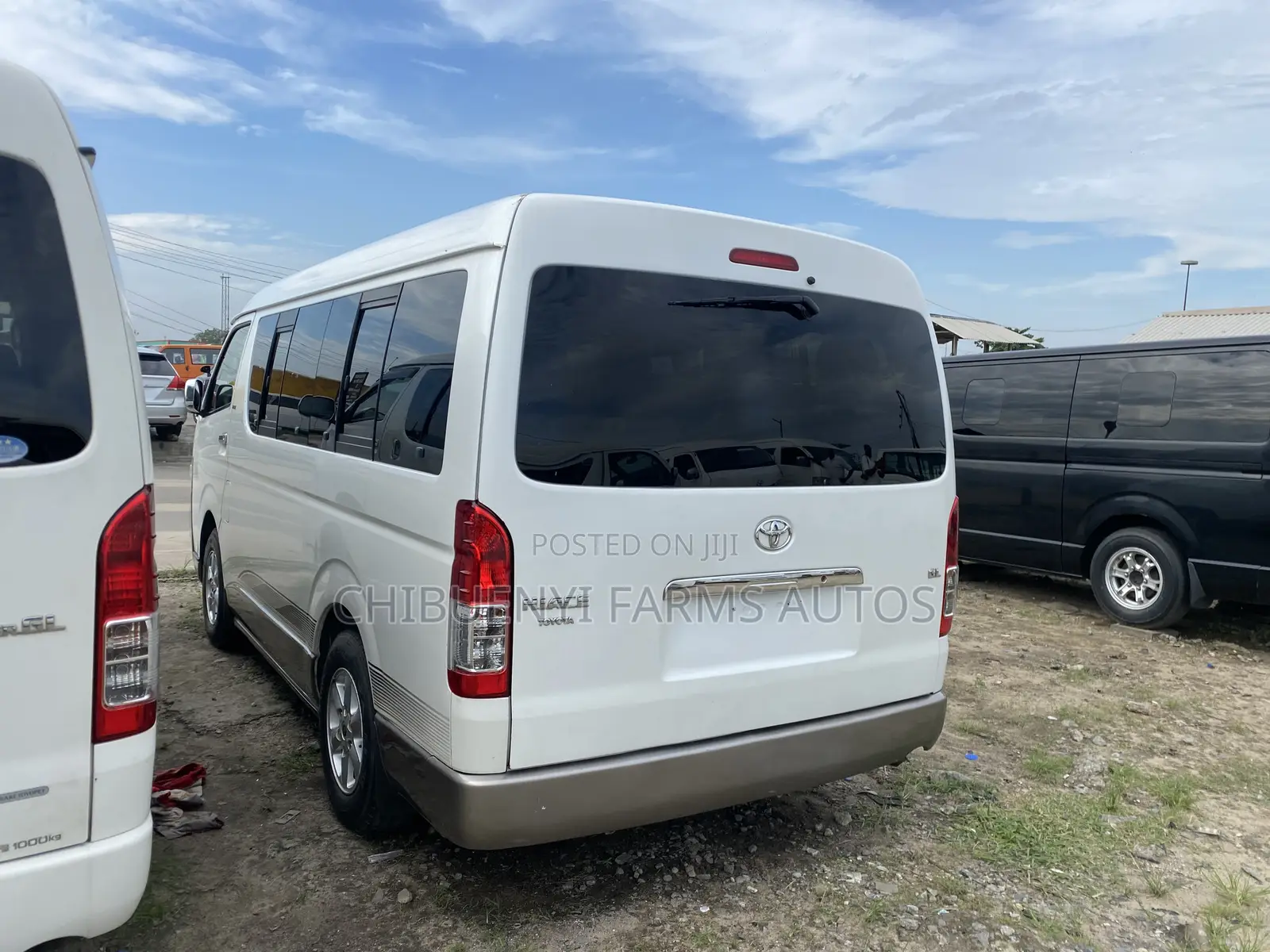 Toyota HiAce 2010 White