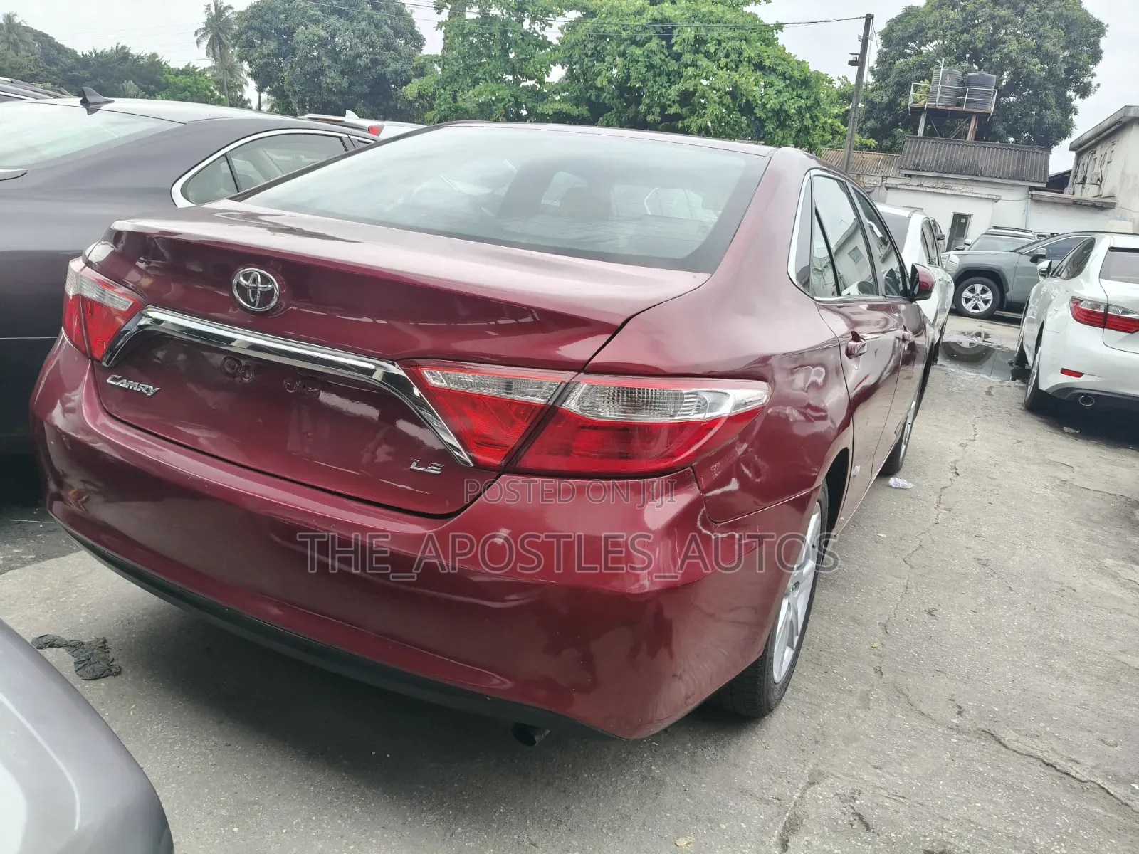 Toyota Camry LE 4dr Sedan (2.5L 4cyl 6A) 2016 Red