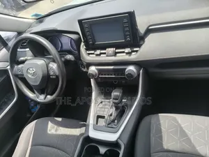 Toyota RAV4 XLE AWD 2020 Black
