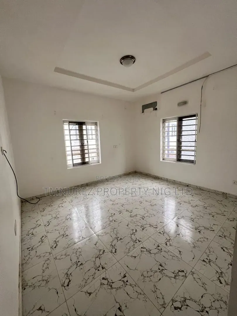 Studio Apartment in Ikota for rent