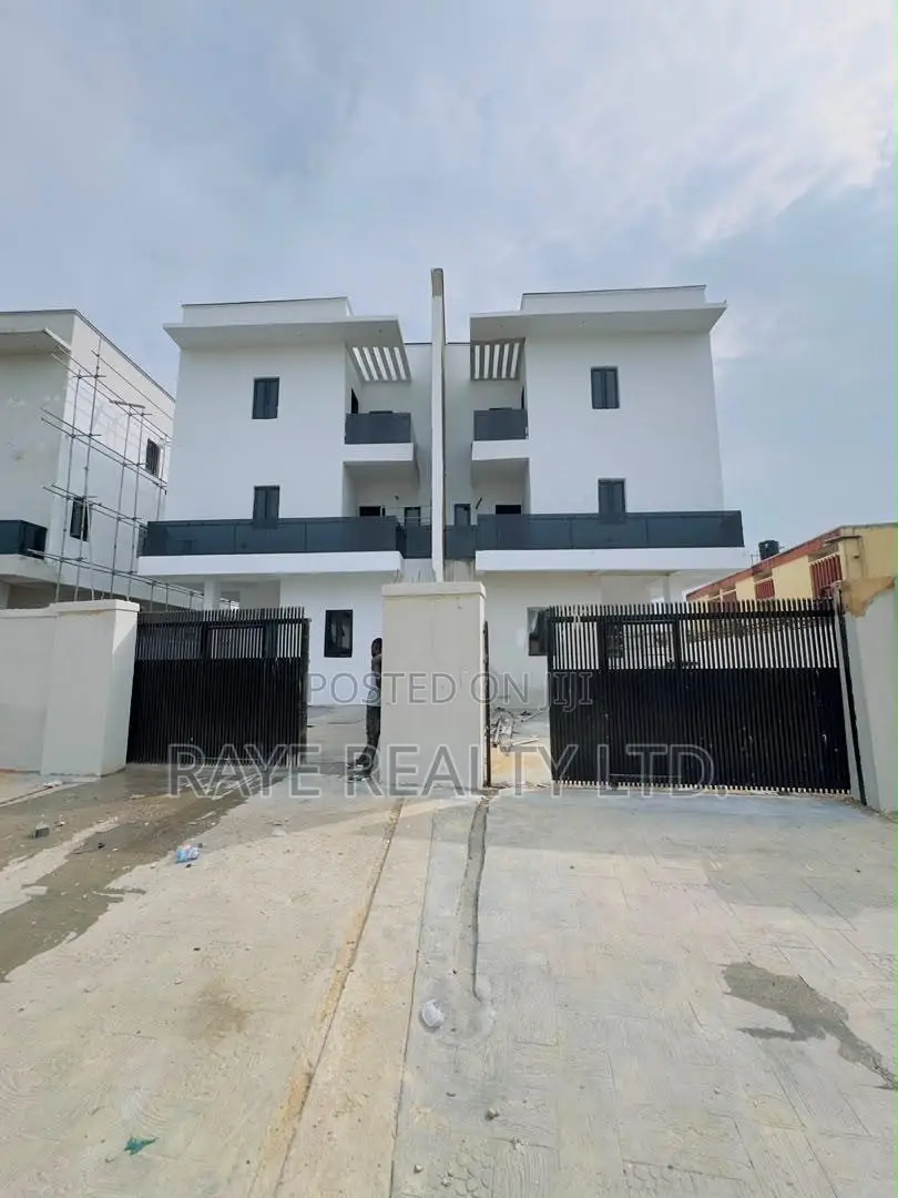 4bdrm Duplex in Ogudu GRA for sale