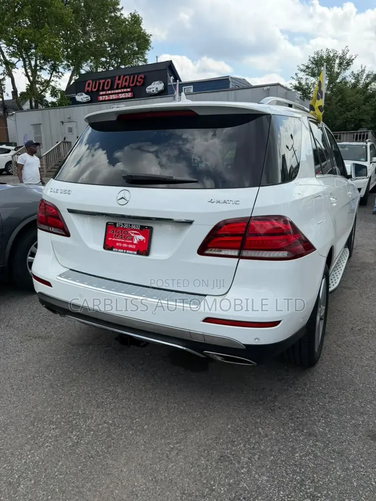 Mercedes-Benz GLE-Class 2016 White
