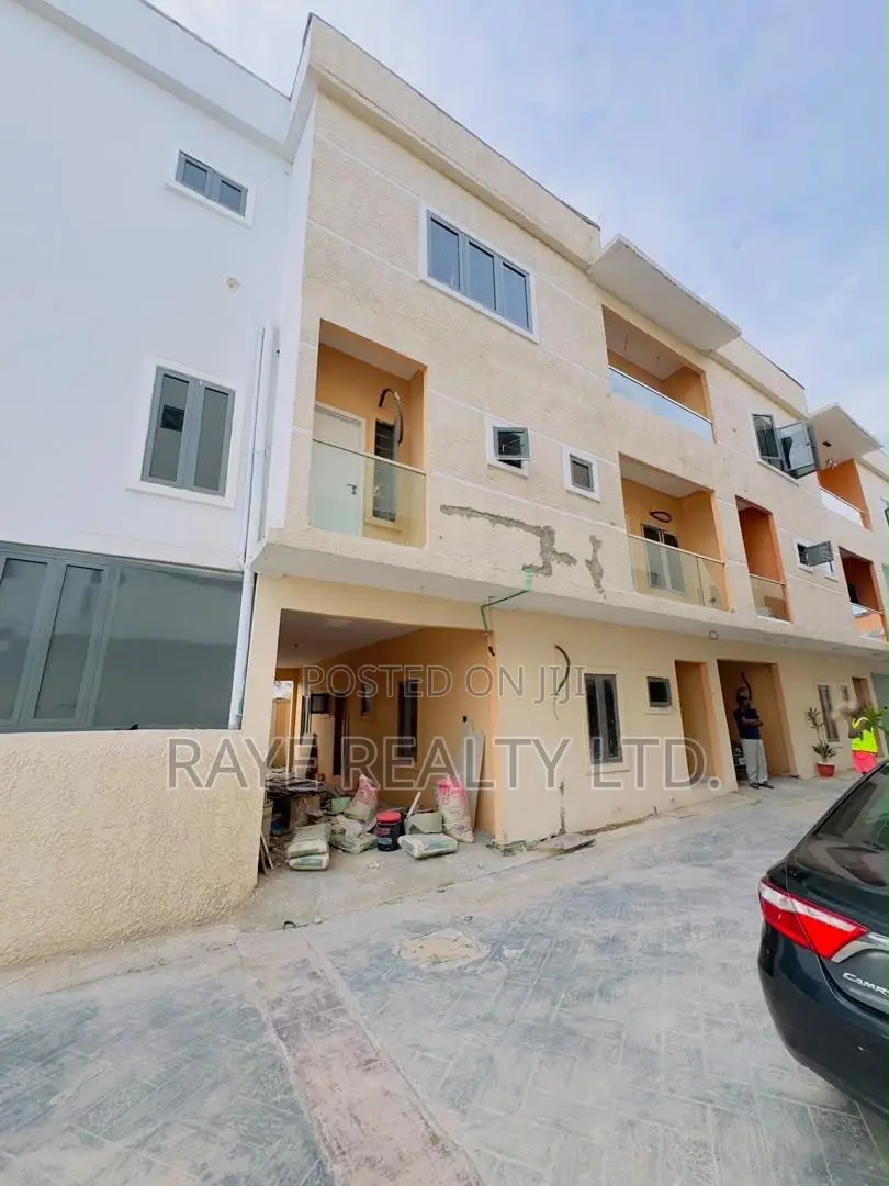 4bdrm Duplex in Ogudu GRA for sale