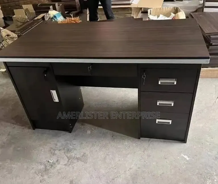 1.2 Meters Office Chair
