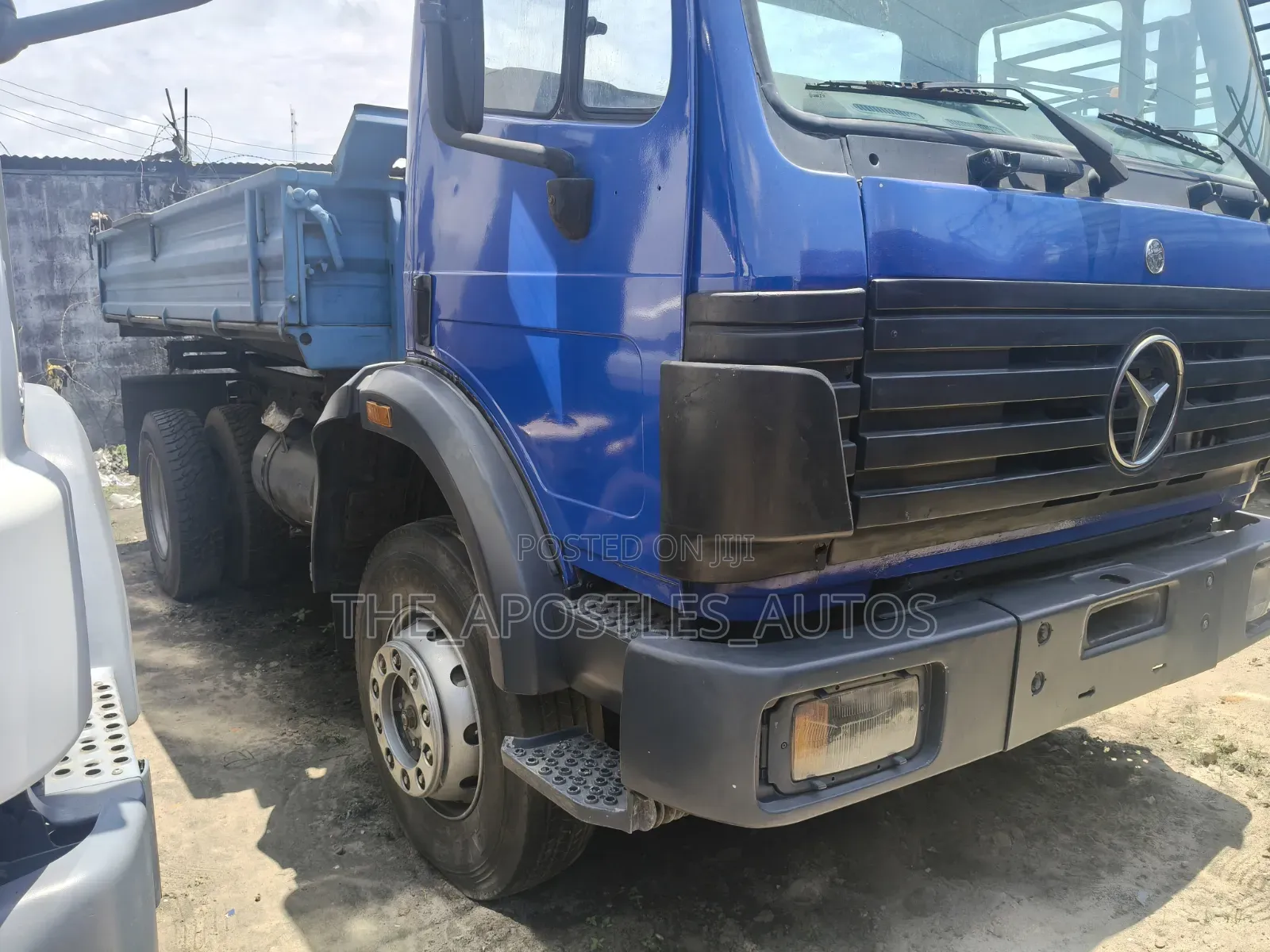 Mercedes Benz Tipper Flat Face 2007 Blue