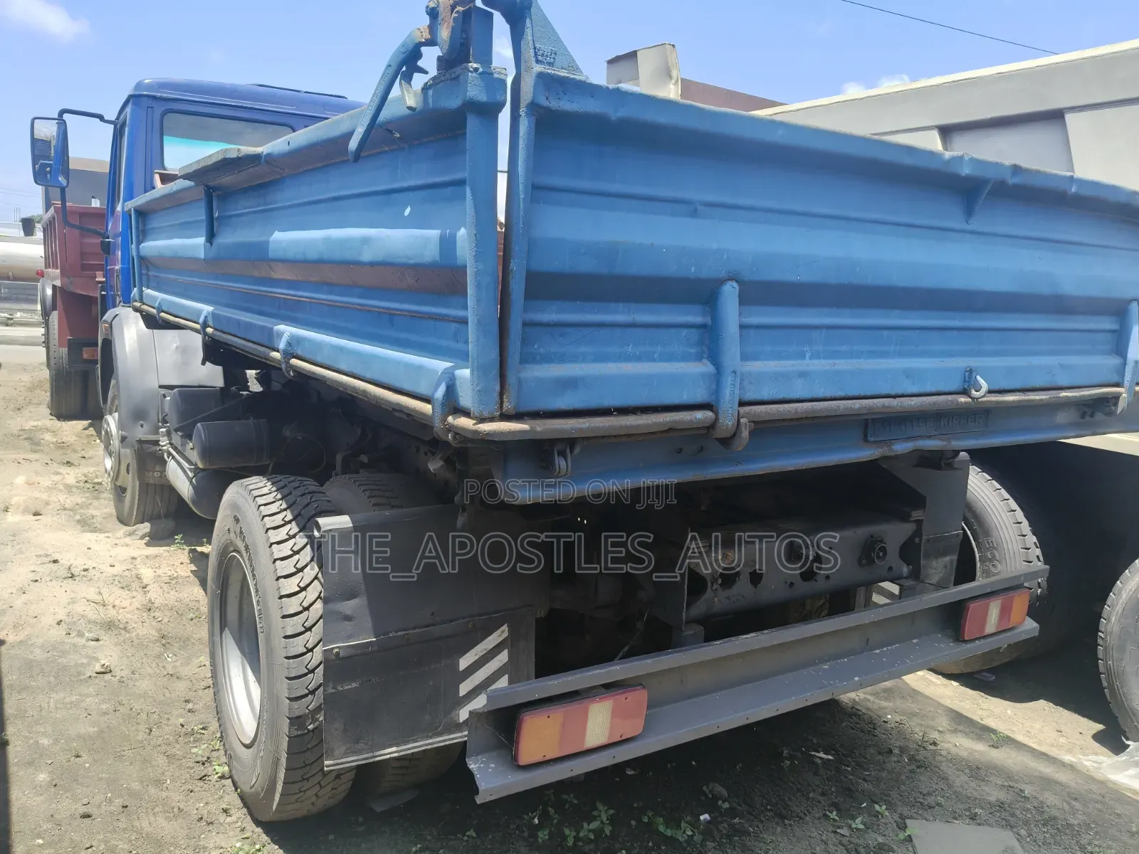 Mercedes Benz Tipper Flat Face 2007 Blue