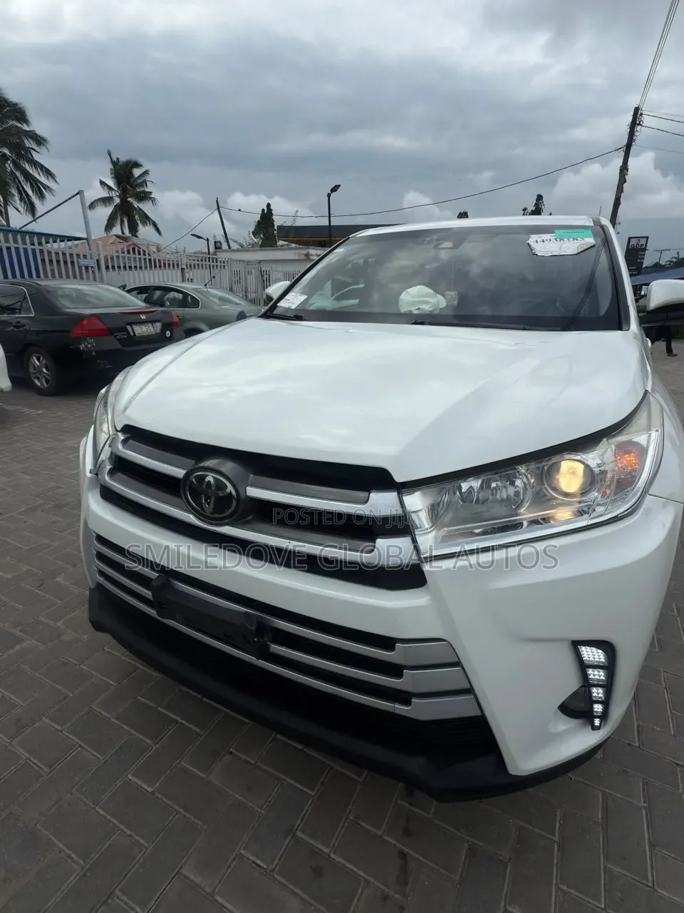 Toyota Highlander XLE 2019 White