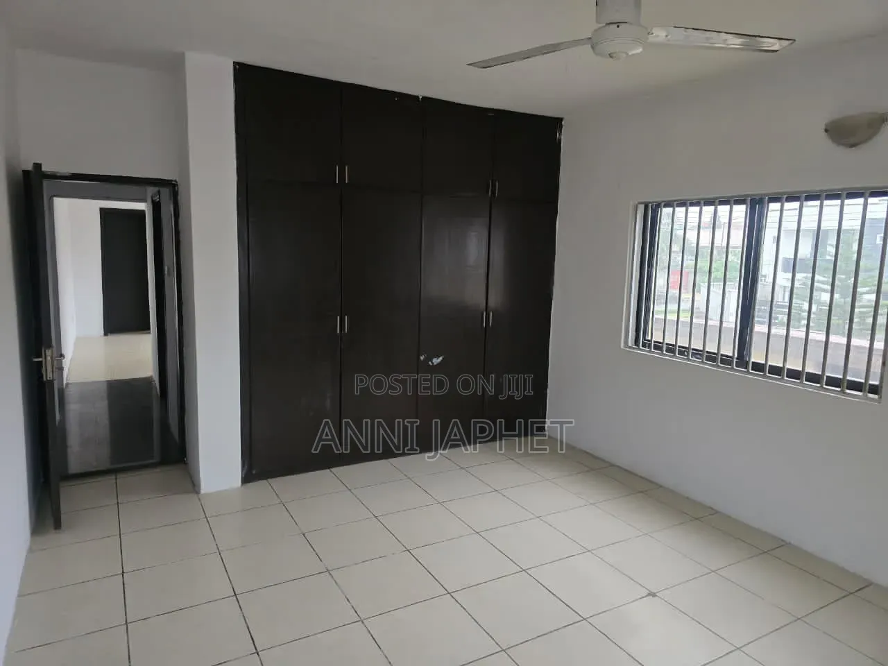 2bdrm Apartment in Lekki Phase 1 for rent