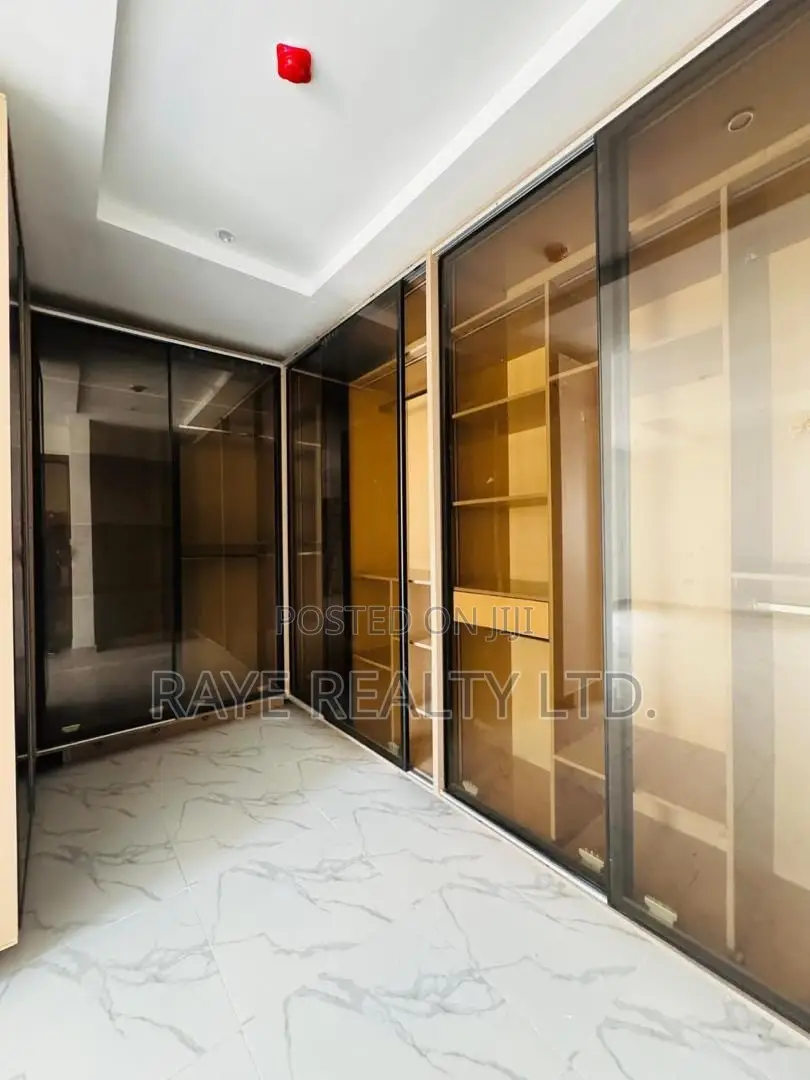 5bdrm Duplex in Omole Phase 1 for sale