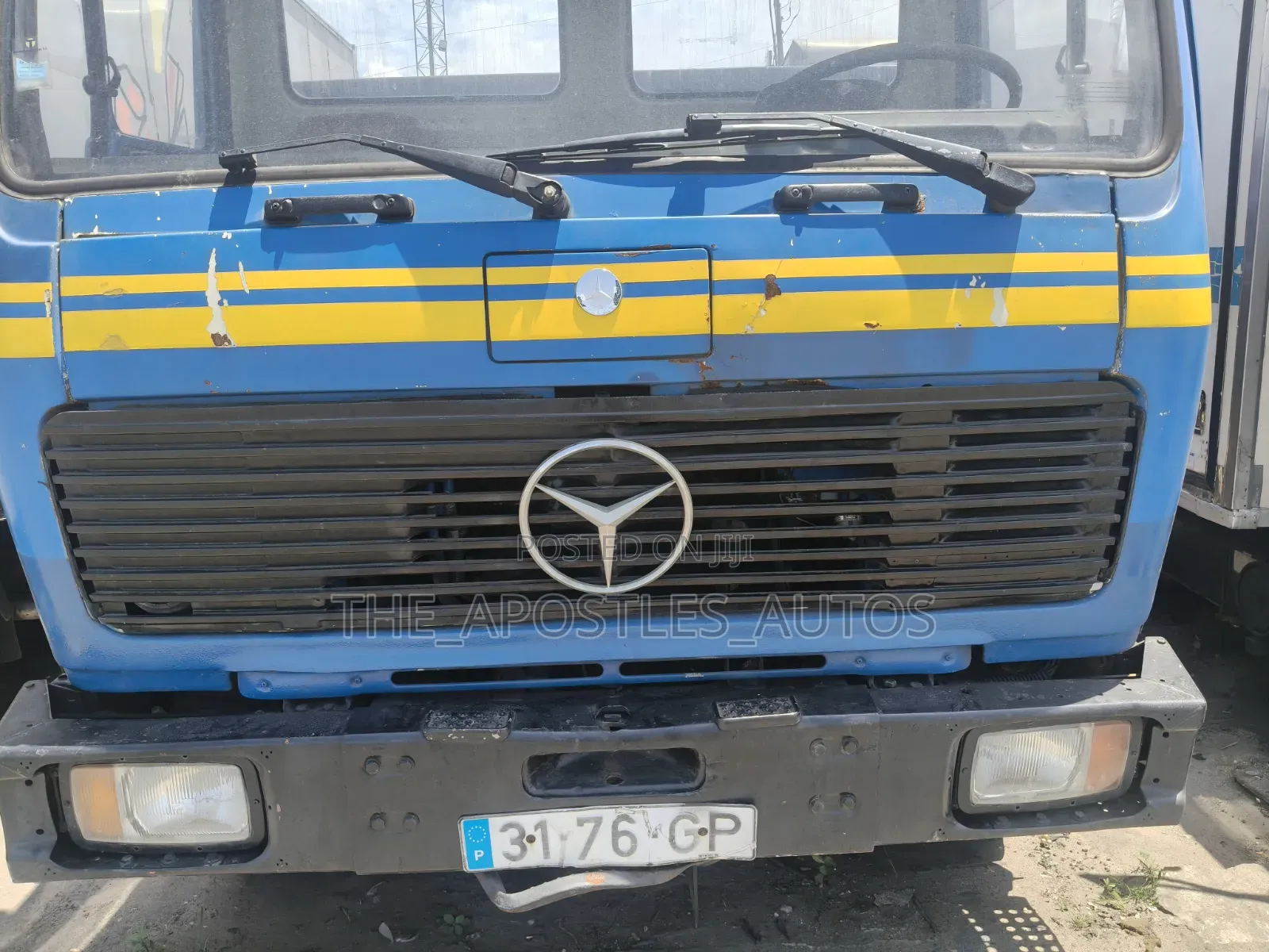 Tipper Truck Mercedes Benz