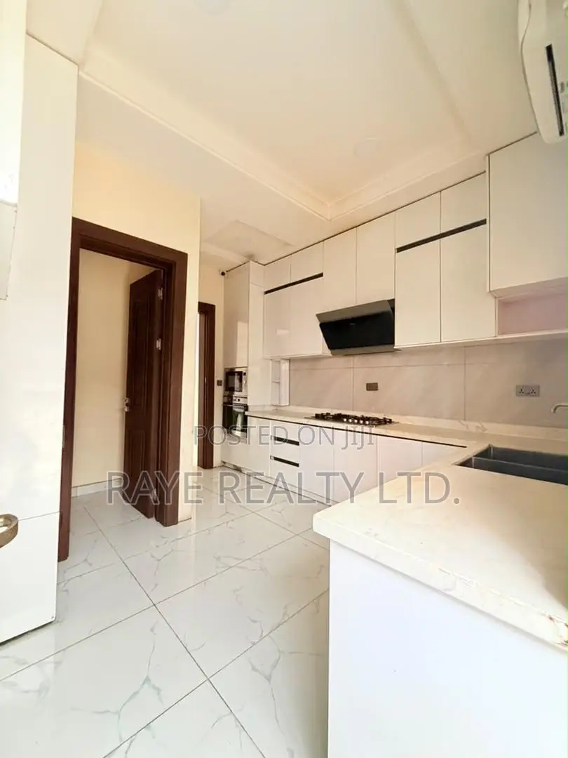 4bdrm Duplex in Ikeja GRA for sale