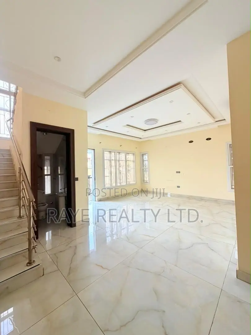 4bdrm Duplex in Ikeja GRA for sale