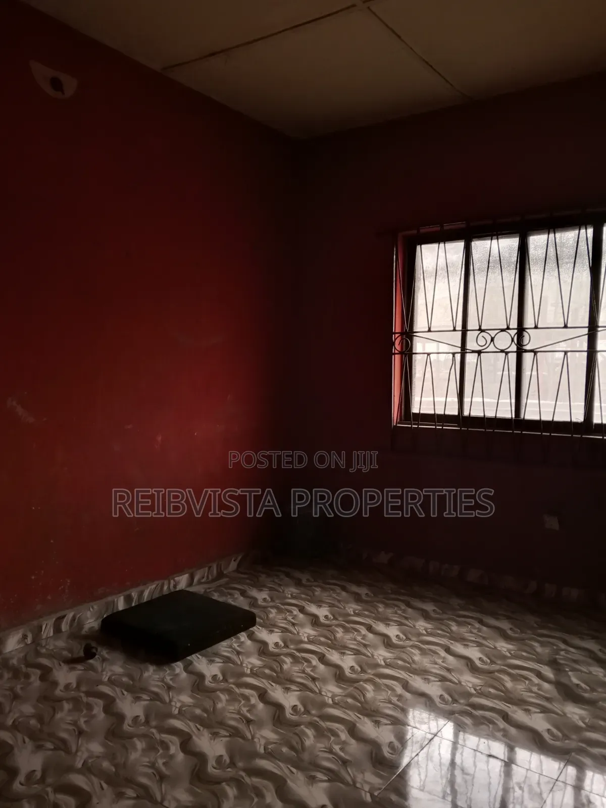 Furnished 3bdrm Apartment in Ikorodu Expressway, Kosofe / Kosofe