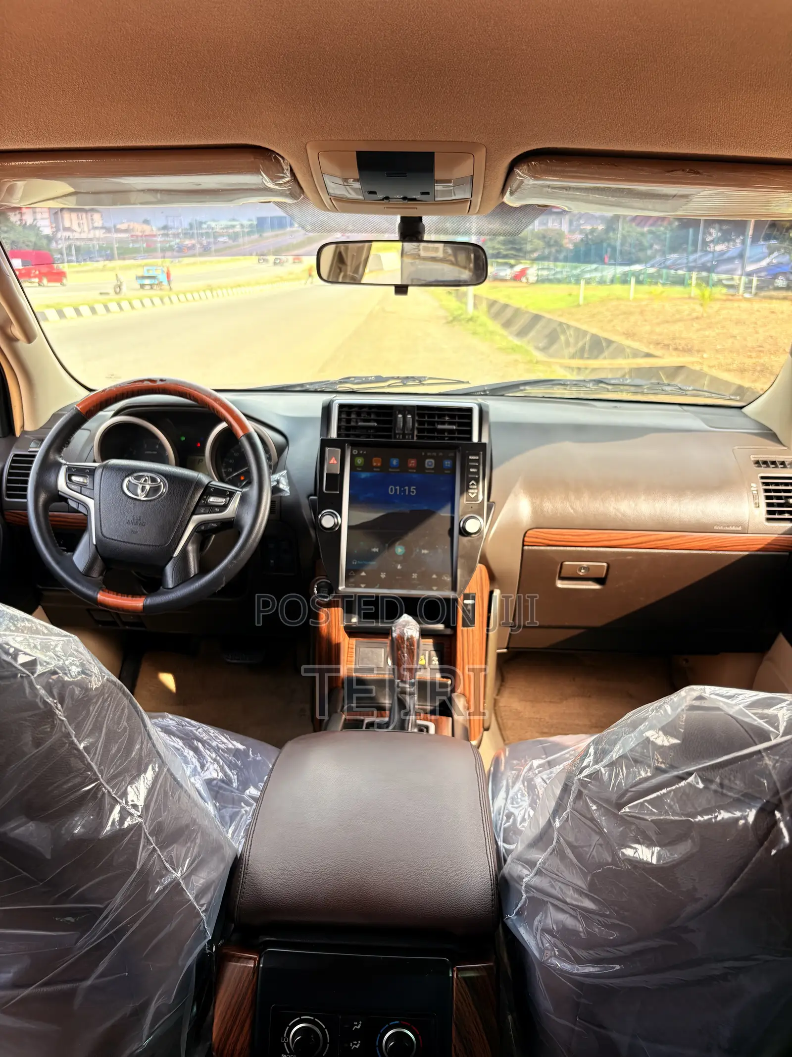 Toyota Land Cruiser Prado 2022 Black