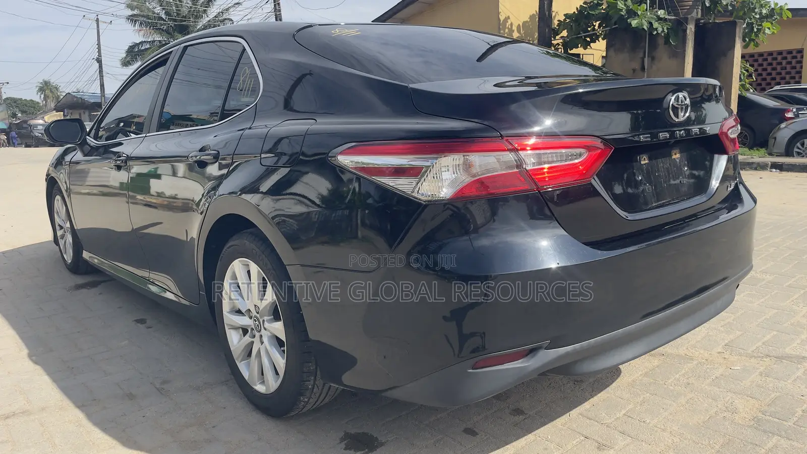 Toyota Camry LE FWD (2.5L 4cyl 8AM) 2018 Black