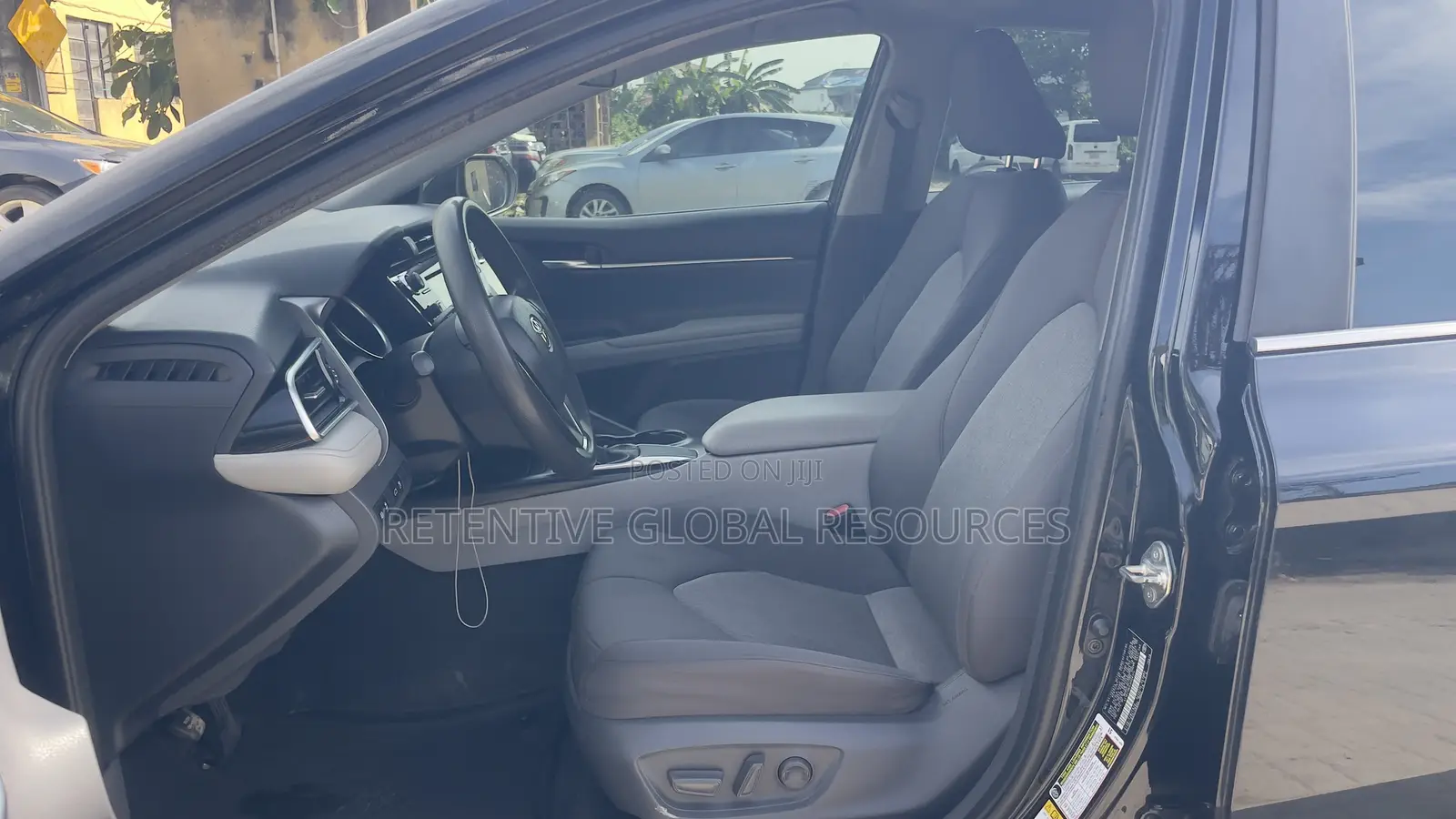 Toyota Camry LE FWD (2.5L 4cyl 8AM) 2018 Black