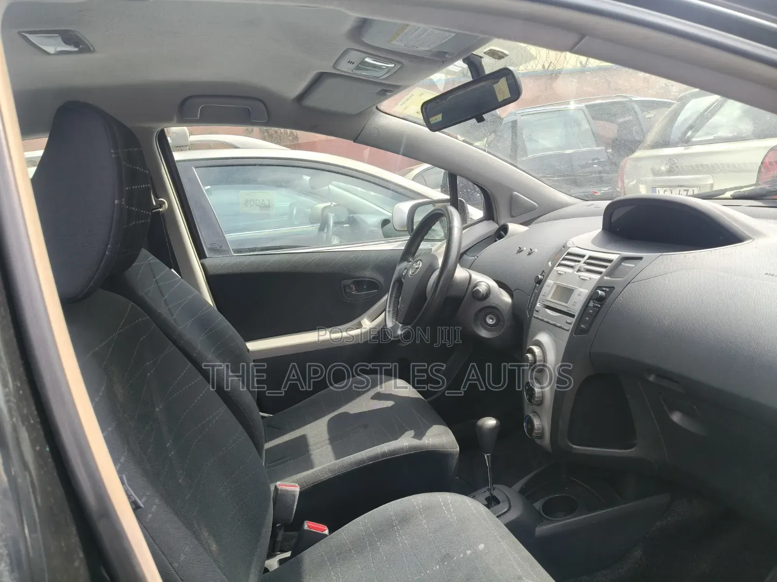 Toyota Yaris 1.5 Liftback S Automatic 2009 Silver