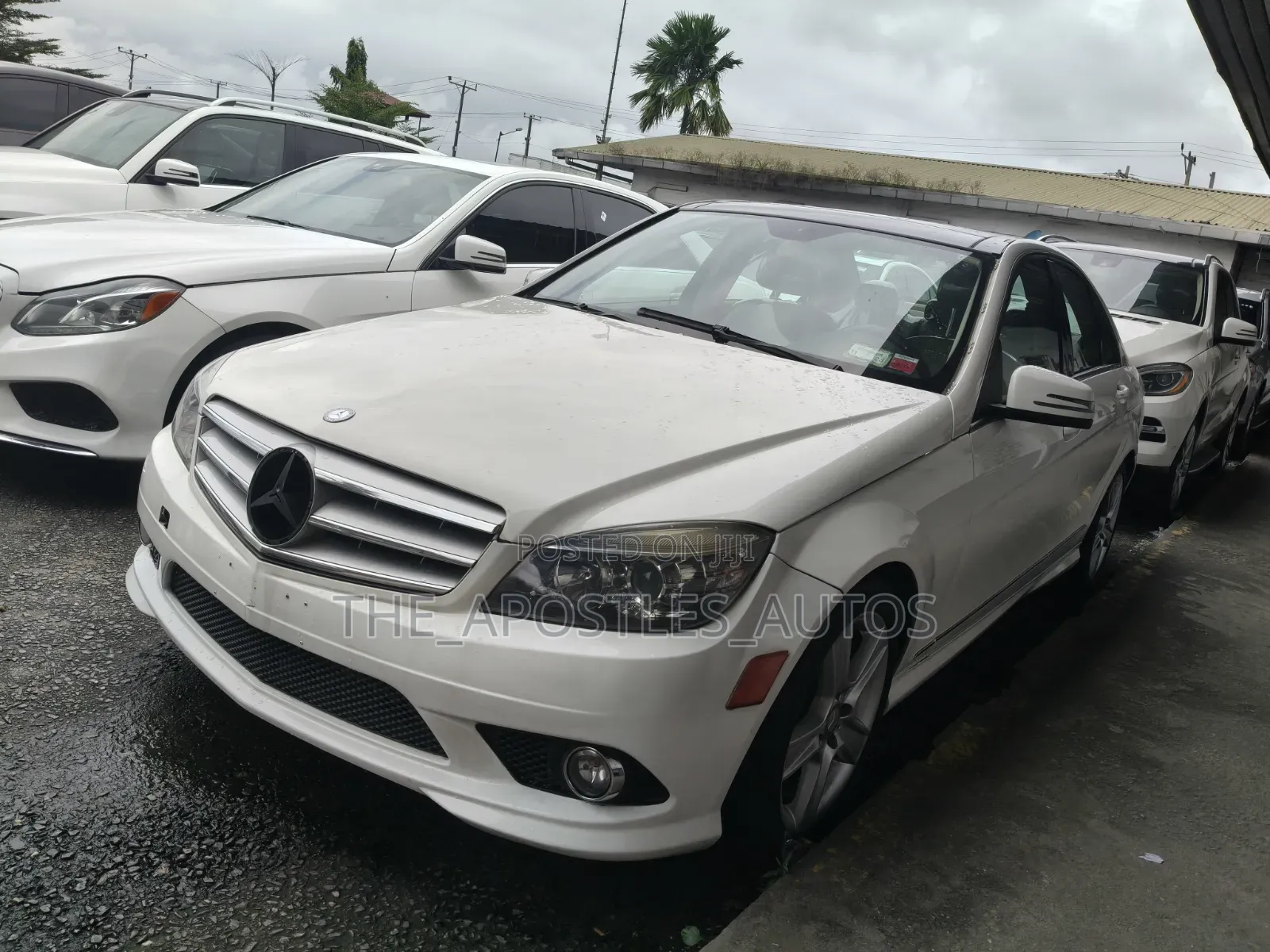 Mercedes-Benz C300 Luxury Sedan RWD (3.0L 6cyl 7A) 2010 White