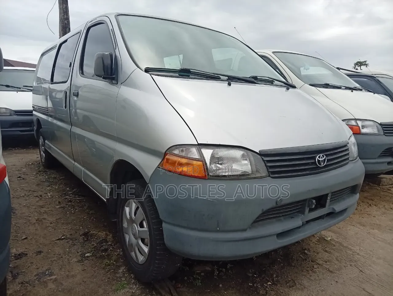 Toyota HiAce 2004 Silver