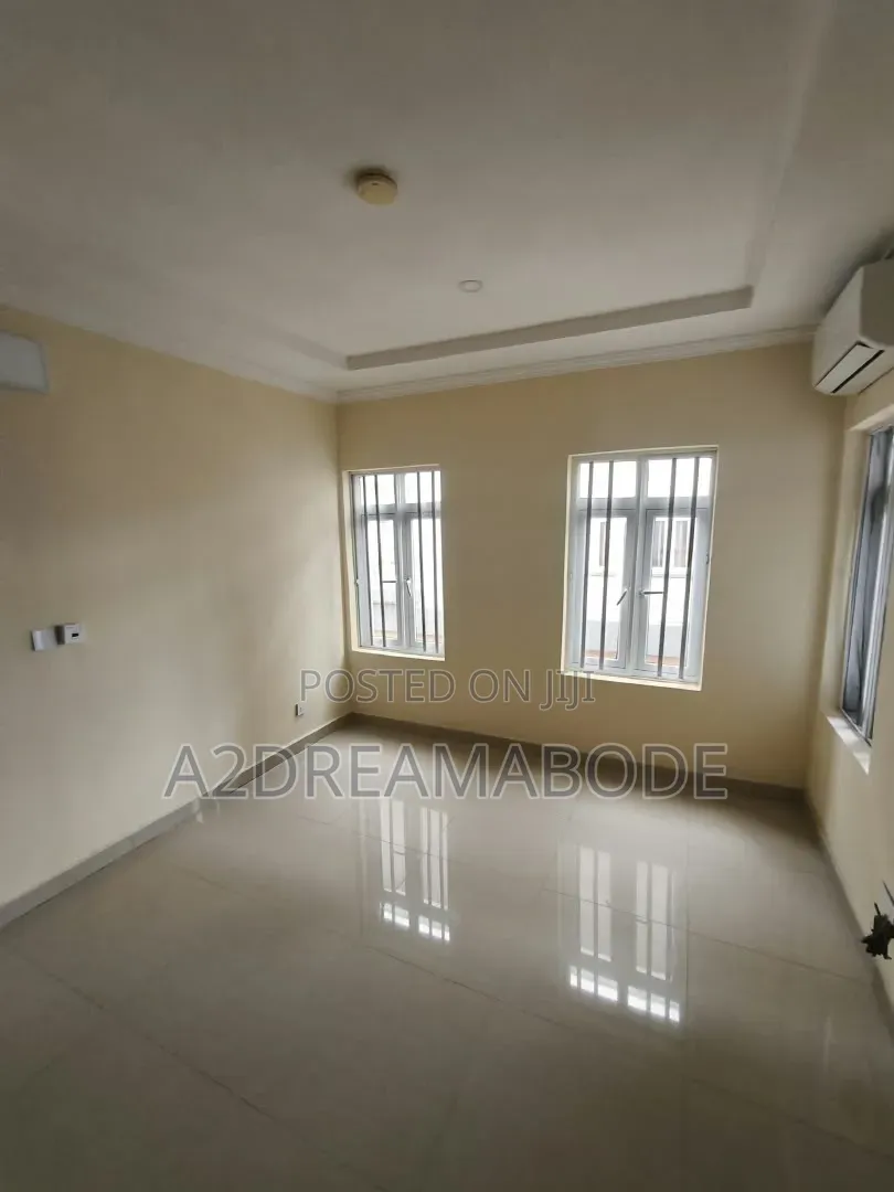 5bdrm Duplex in Maryland, Shonibare Estate for rent