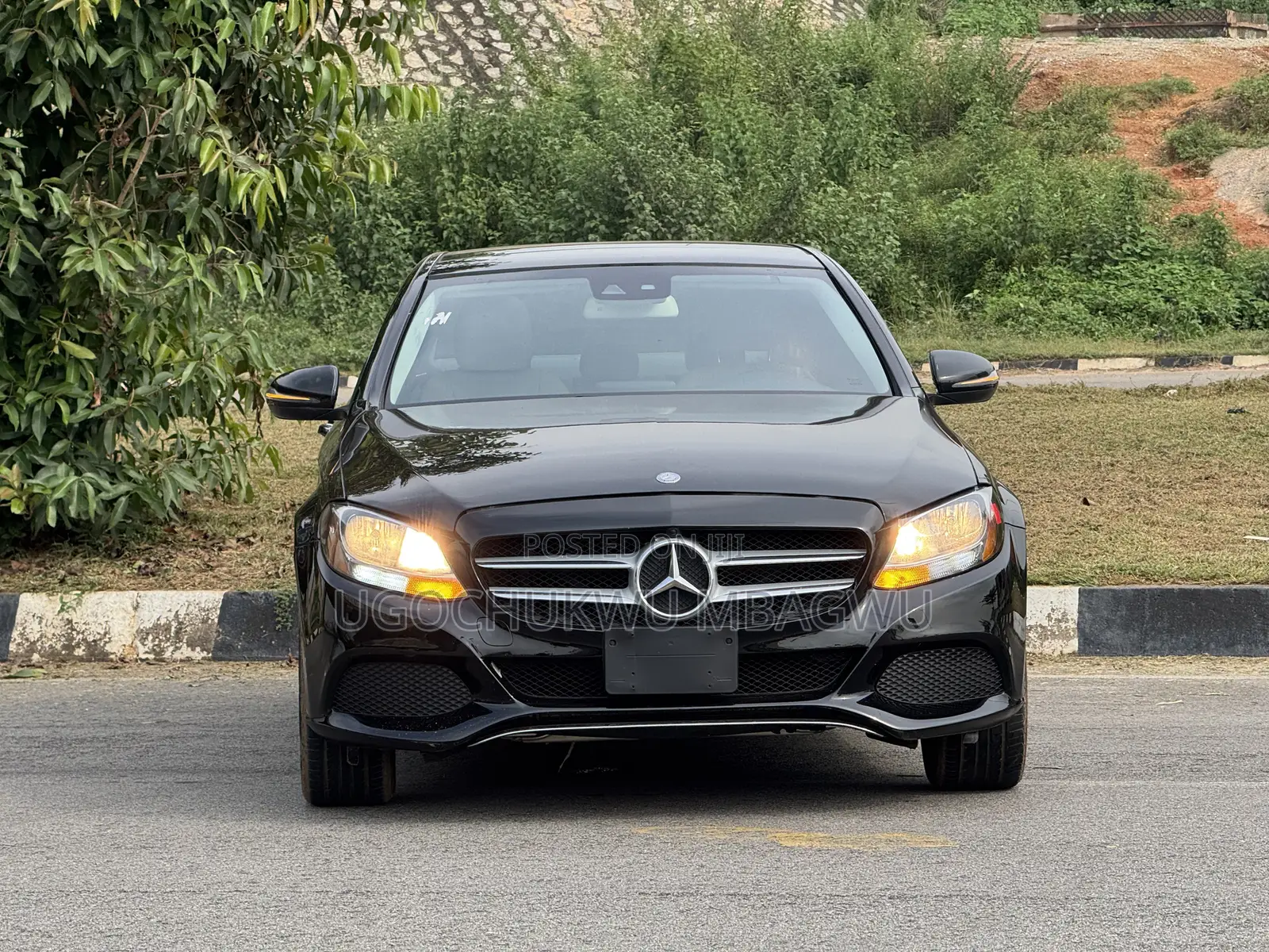 Mercedes-Benz C300 2016 Black