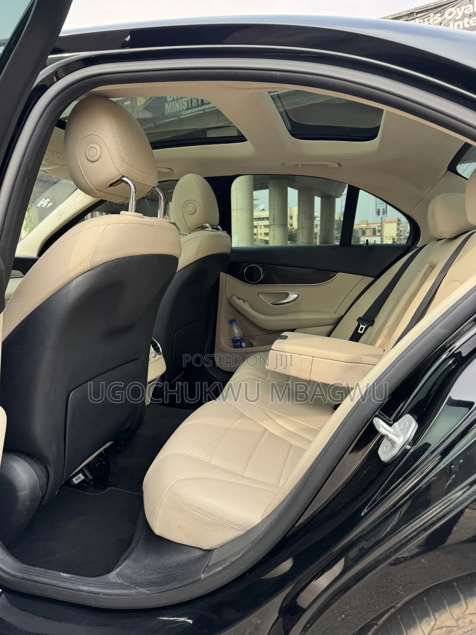 Mercedes-Benz C300 2016 Black