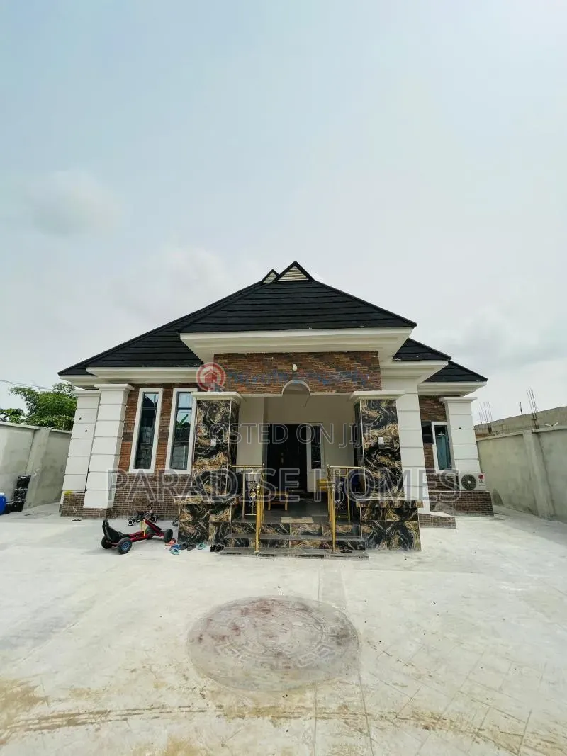3bdrm Bungalow in After 7, Uzoba for sale