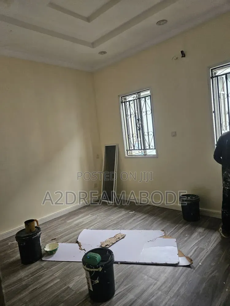 3bdrm Apartment in Omole for rent