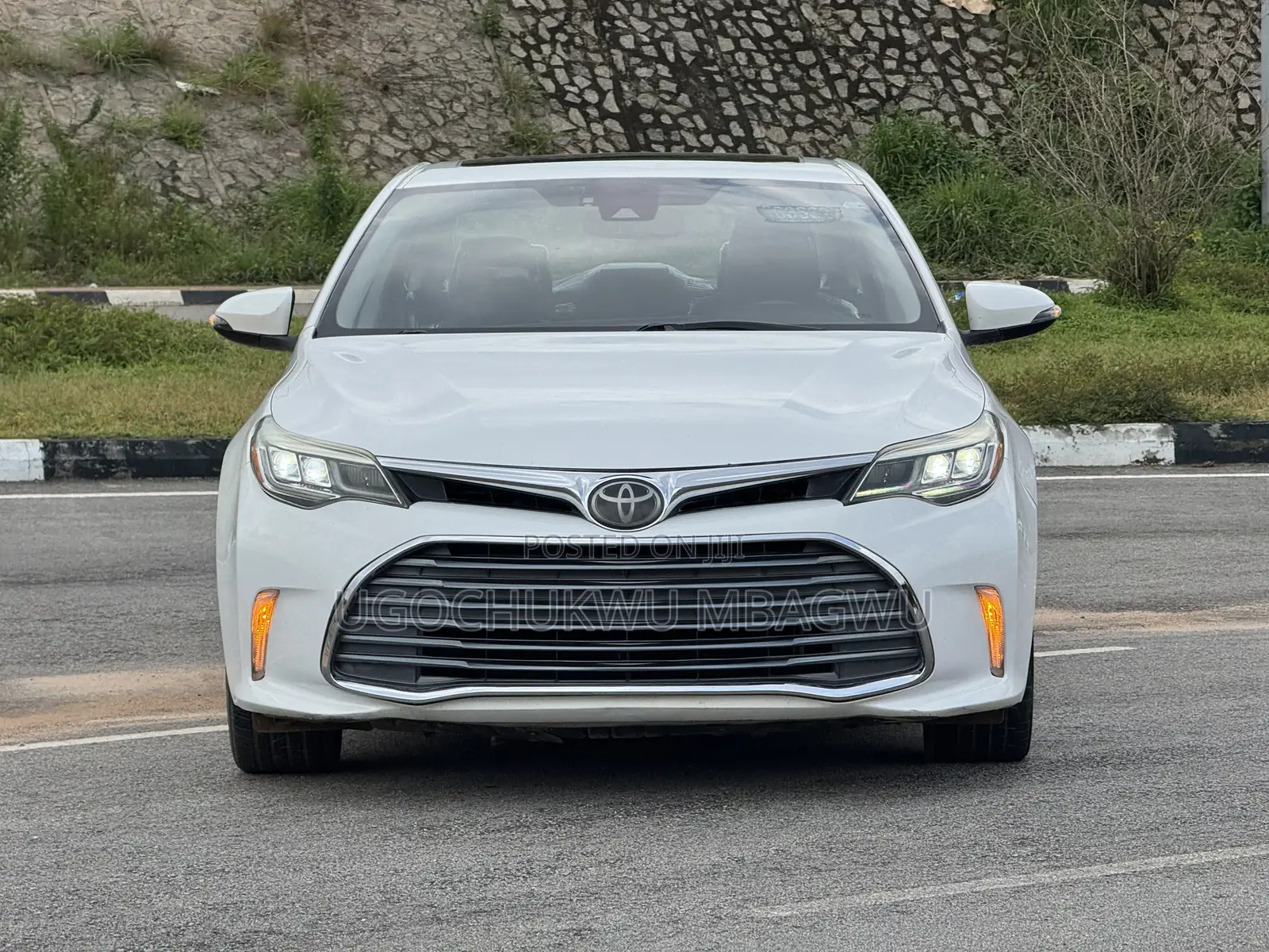 Toyota Avalon Touring (3.5L 6cyl 6A) 2018 White
