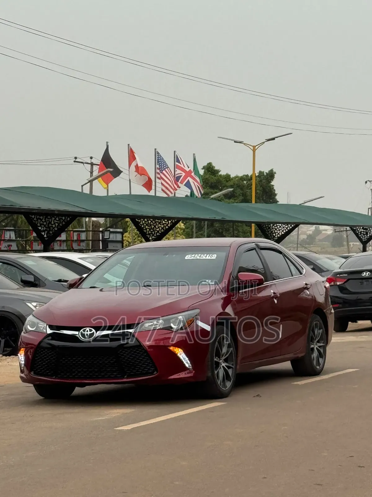 Toyota Camry 2016 Maroon