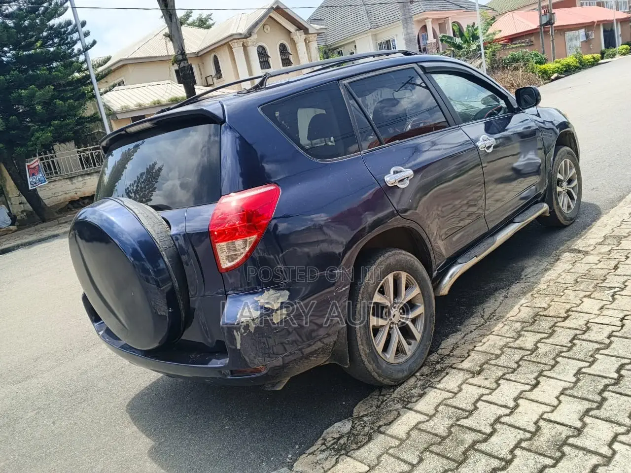 Toyota RAV4 2010 Blue