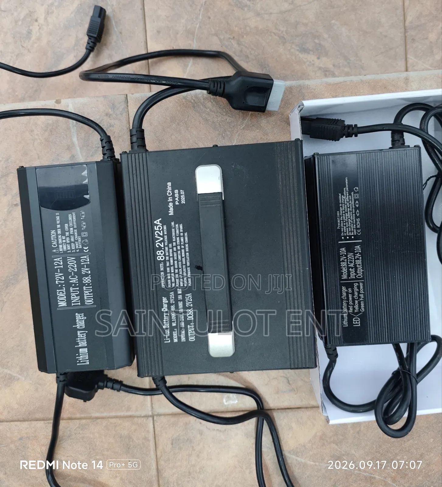 Electric Bike/ Electric Motorcycle Fast Charger(72v/88.2v 10A)