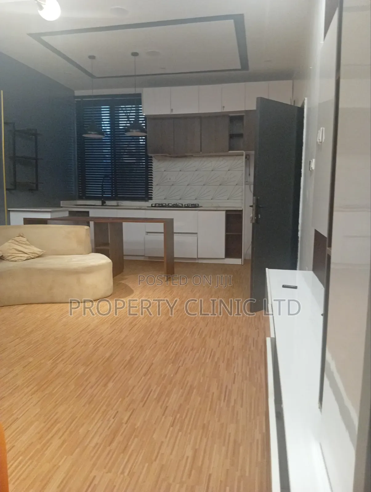 Mini Flat in Adekunle Yaba for sale
